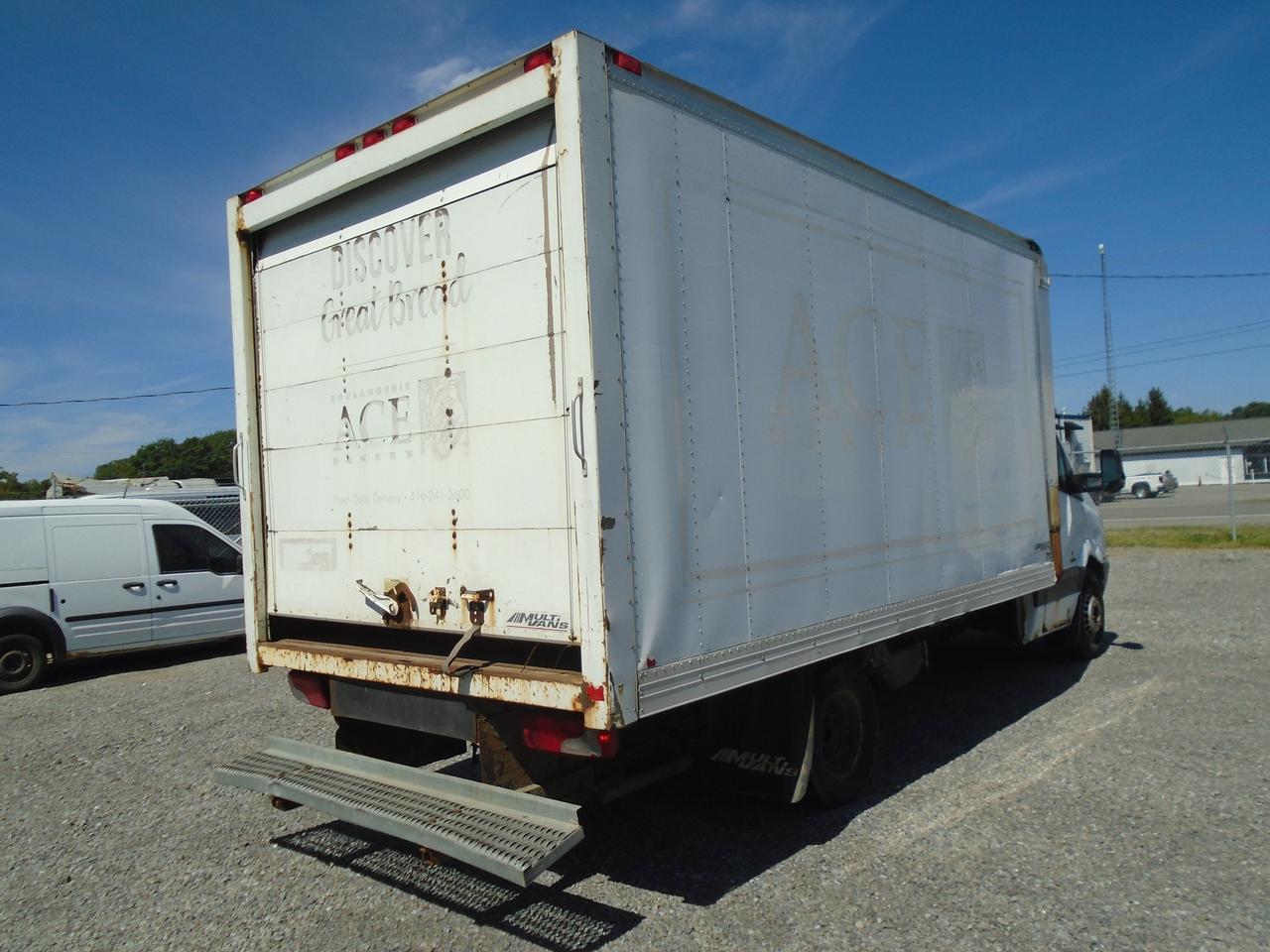 2010 Mercedes-Benz Sprinter 3500 3500 2WD Reg Cab 170 WB Photo