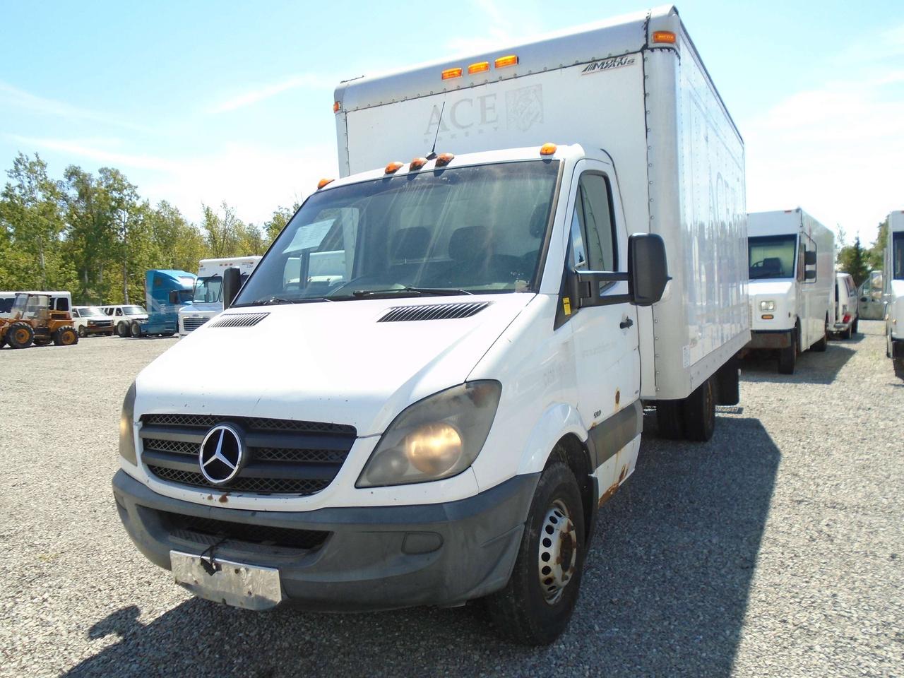 2010 Mercedes-Benz Sprinter 3500 2WD Reg Cab 170 WB - Photo #1