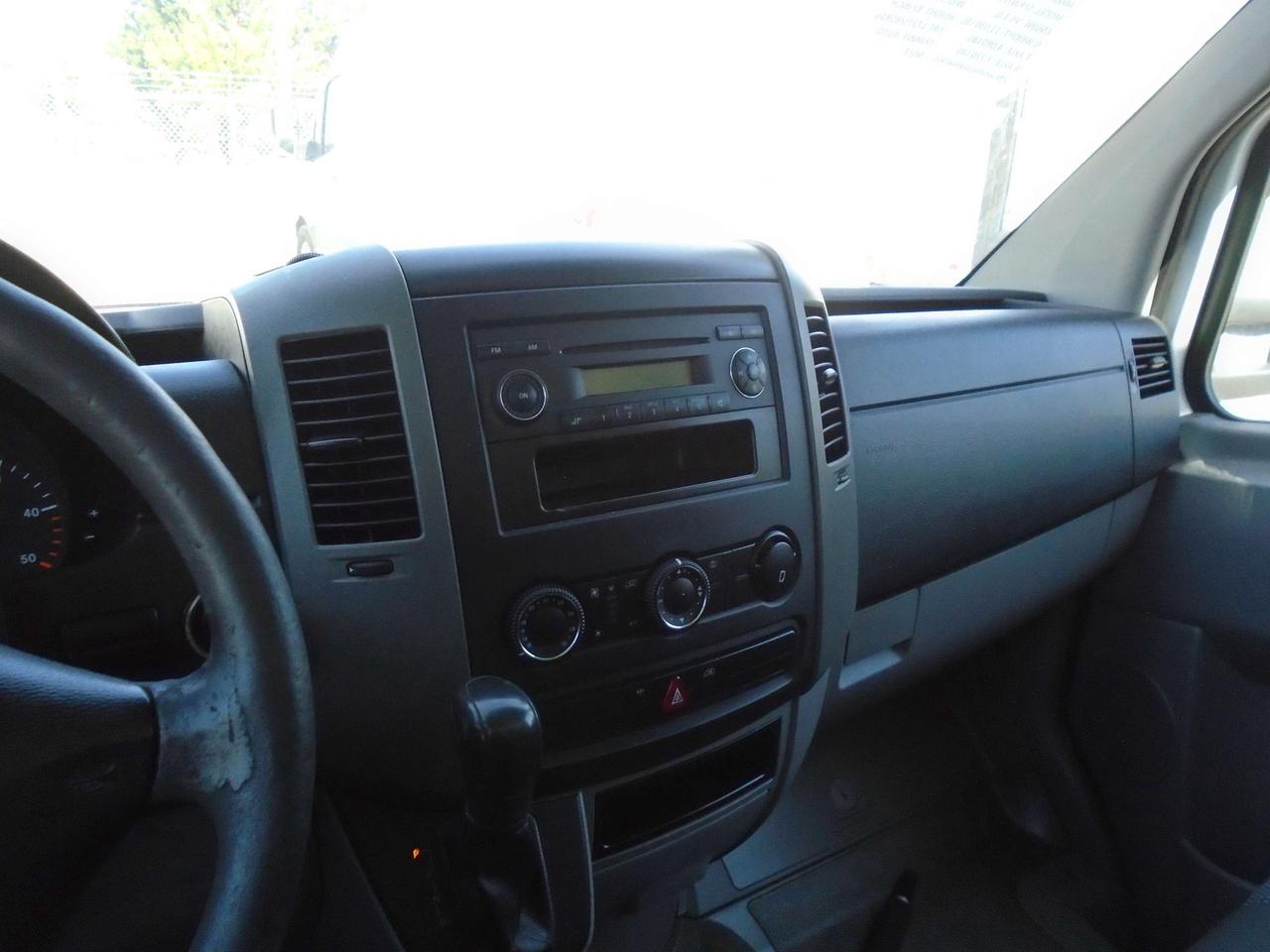 2010 Mercedes-Benz Sprinter 3500 2WD Reg Cab 170 WB Photo