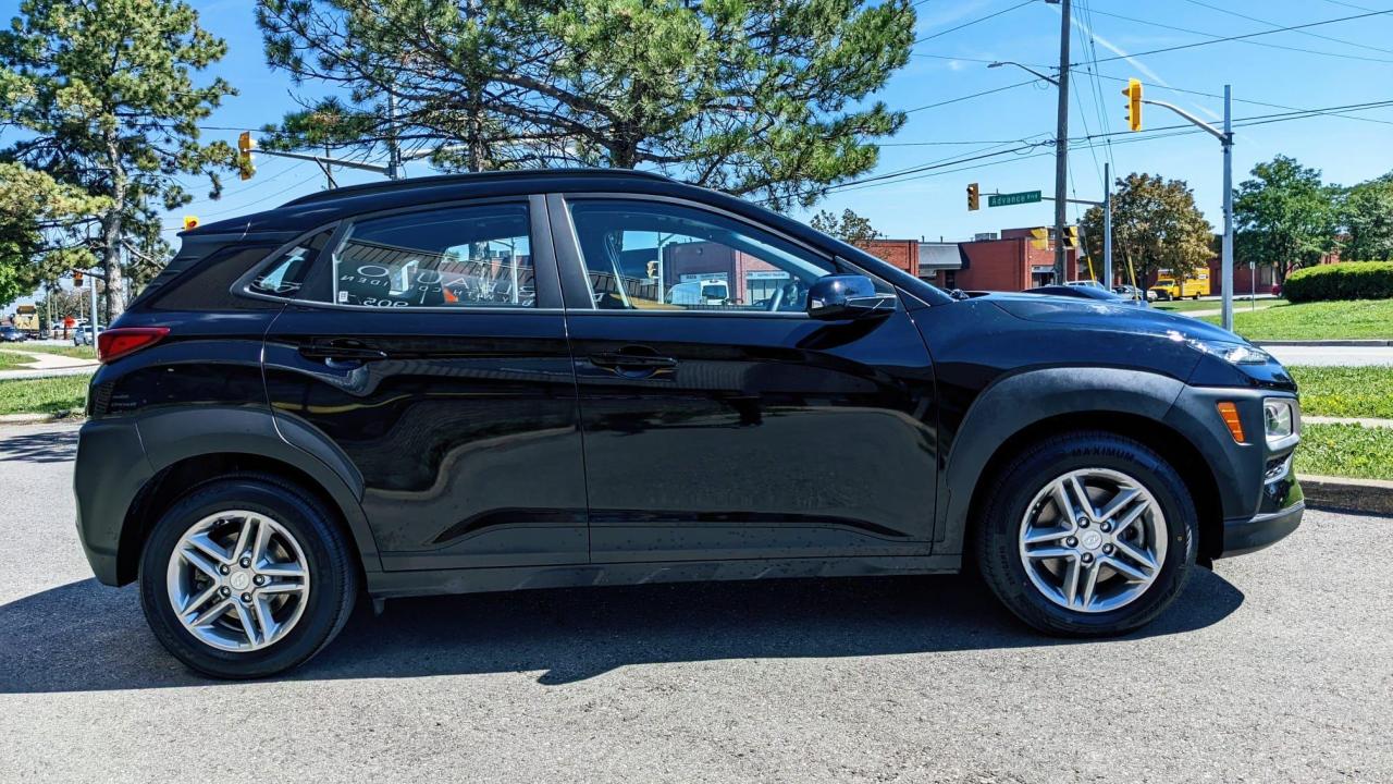 2020 Hyundai KONA 2.0L Essential AWD Photo3