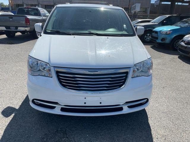 2016 Chrysler Town & Country TOURING - Photo #2
