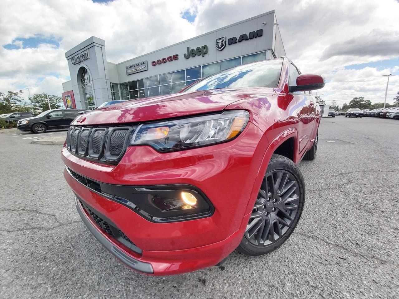 2022 Jeep Compass LIMITED Photo2