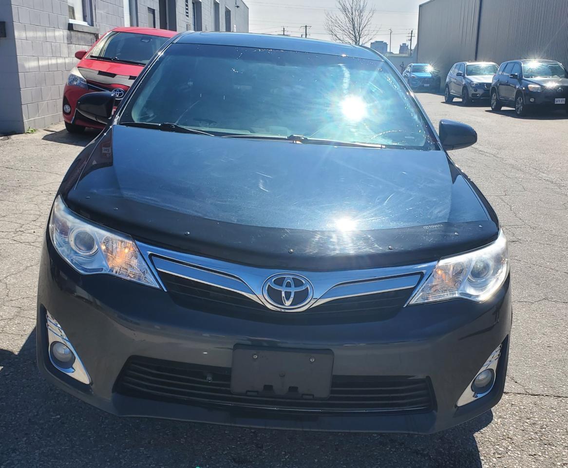 Used 2014 Toyota Camry XLE for sale in Waterloo, ON