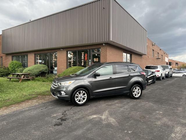 2018 Ford Escape FWD / SEL PACKAGE/ NAVI/ LEATHER/ REAR CAM