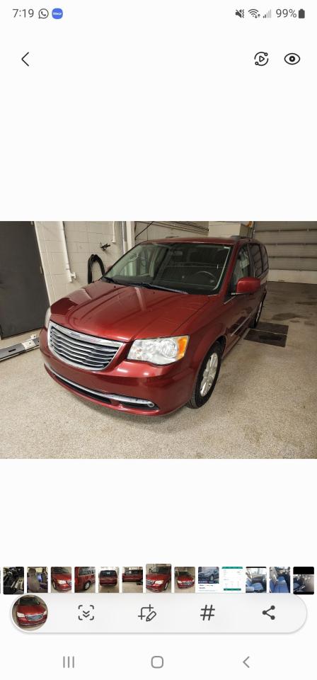 2013 Chrysler Town & Country Stow n Go - Photo #1