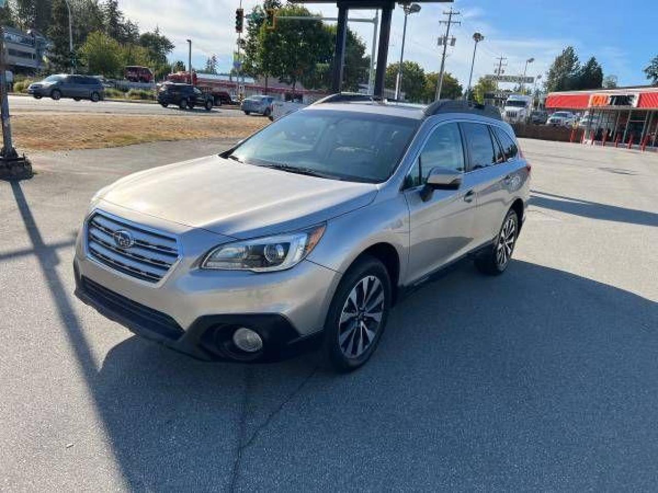 2017 Subaru Outback 3.6R Limited - Photo #2