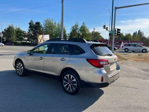 2017 Subaru Outback 3.6R Limited - Photo #6