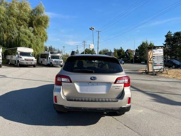 2017 Subaru Outback 3.6R Limited - Photo #7