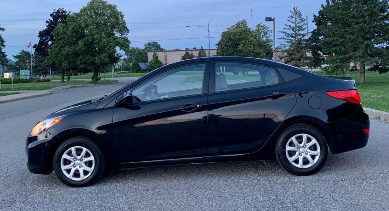 2013 Hyundai Accent GL- Safety Certified Photo2