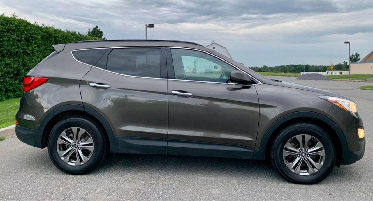 2014 Hyundai Santa Fe Sport AWD 2.4L  - Safety Certified Photo2