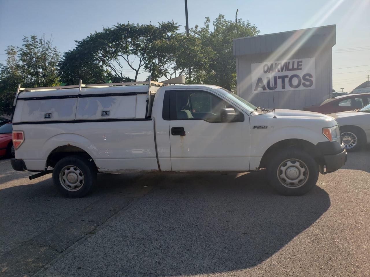 2010 Ford F-150 2WD Reg Cab 145" XL - Photo #7