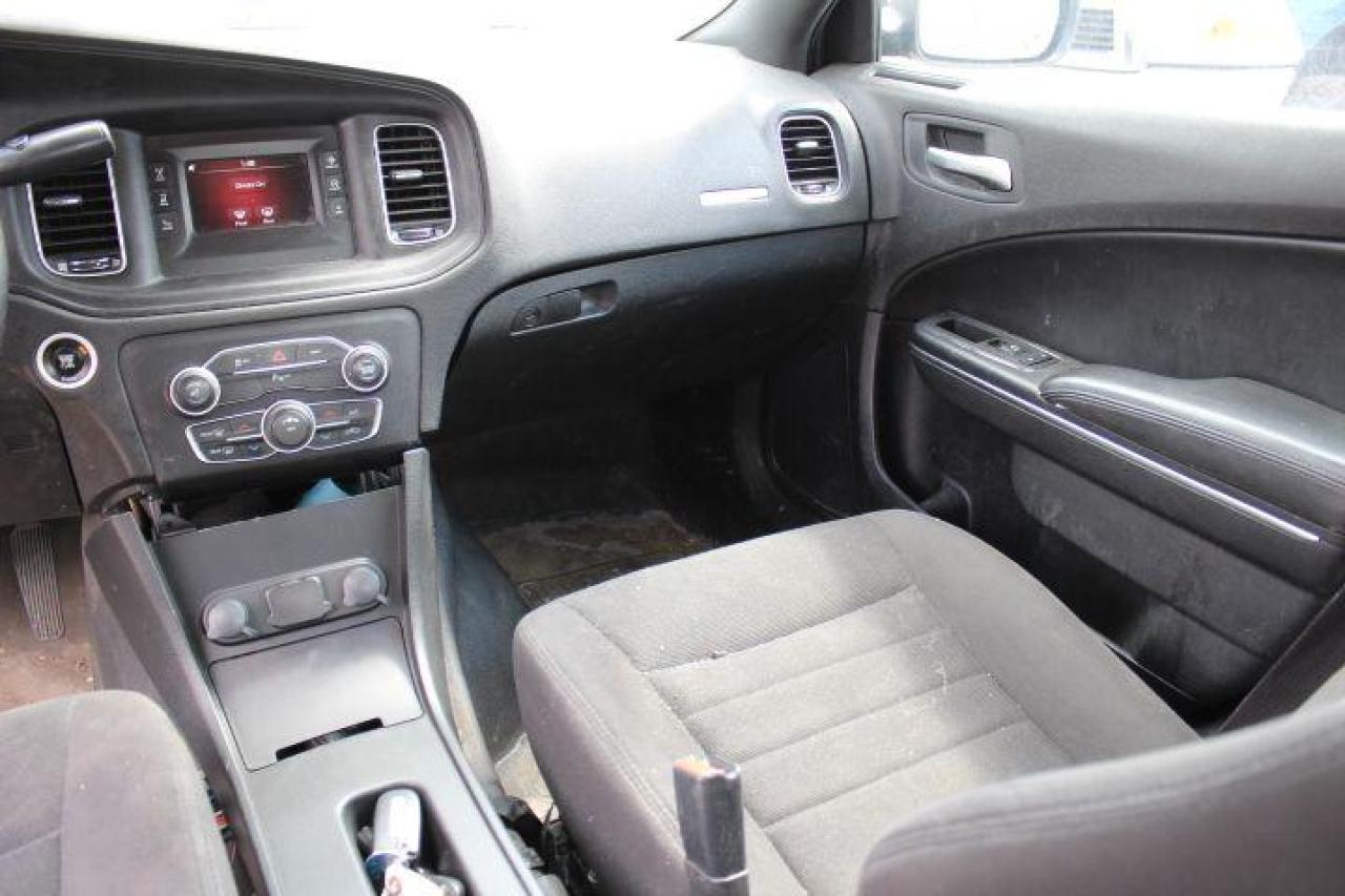 2016 Dodge Charger  Photo3