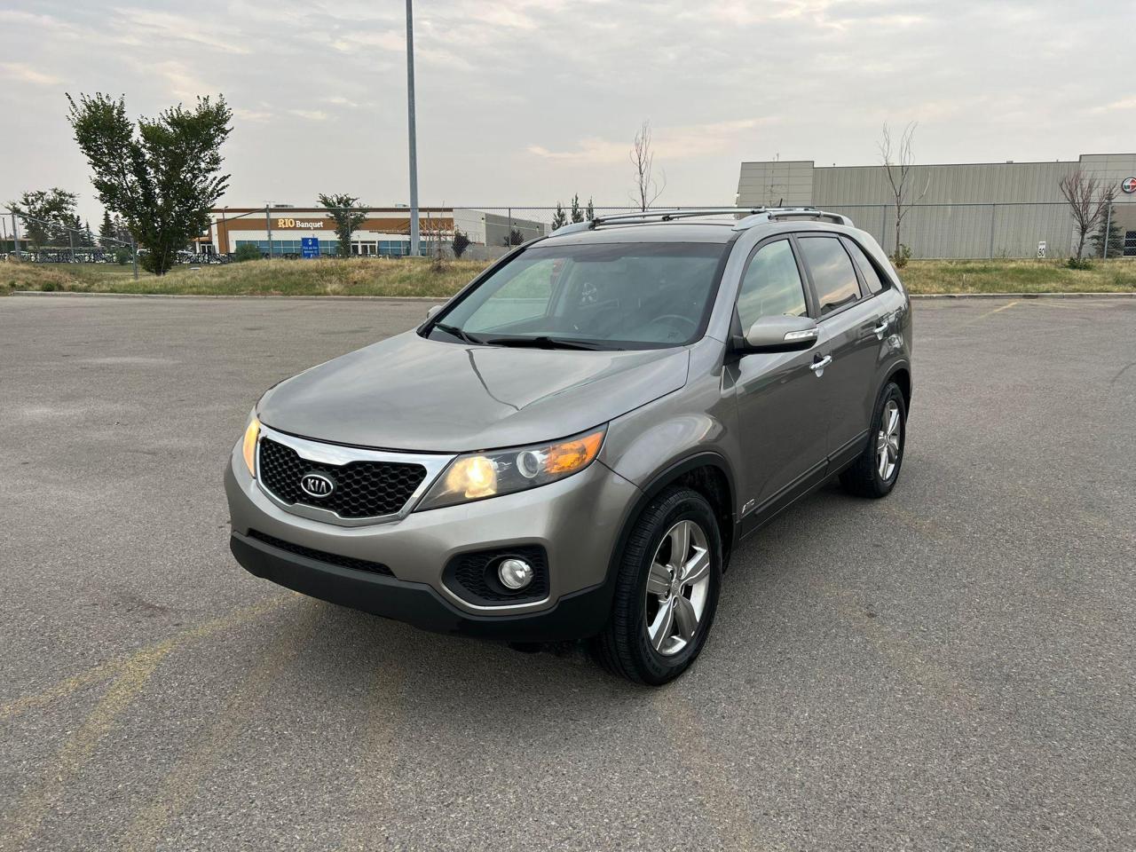 Used 2013 Kia Sorento EX AWD| $0 DOWN - EVERYONE APPROVED!! for sale in Calgary, AB