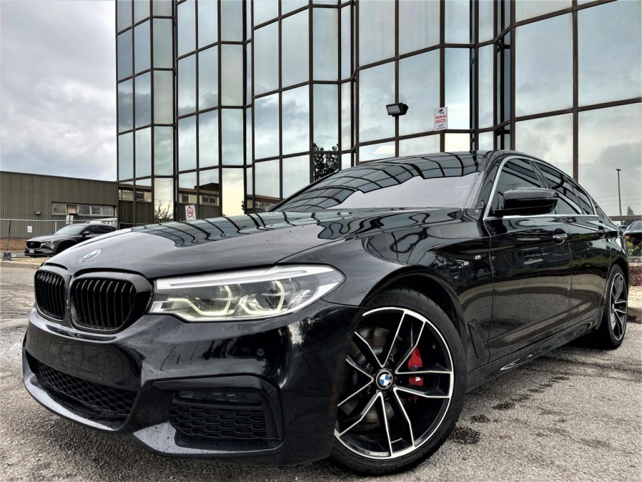 2017 BMW 5 Series 530iXDRIVE|AIR COMMAND|M-PKG|AMBIENT LIGHTS|LEATHER|SUNROOF| Photo2