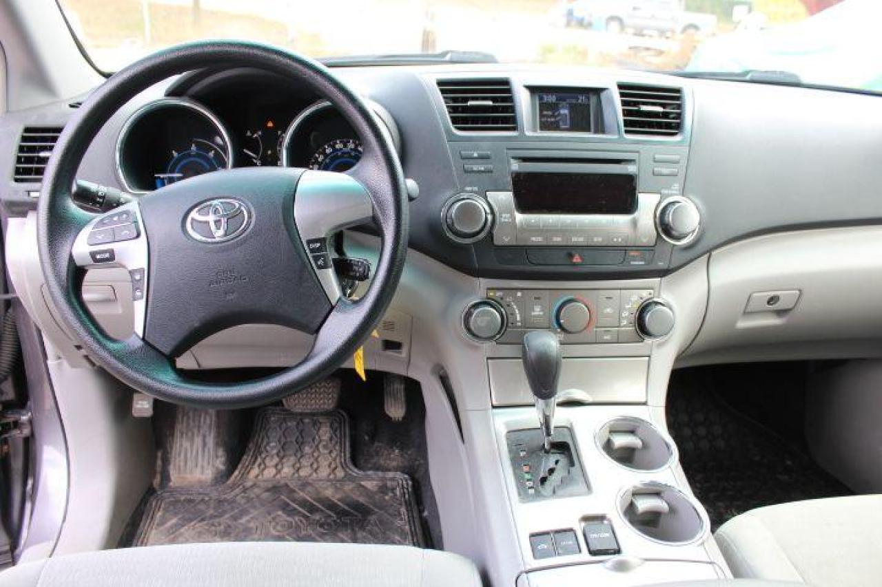2013 Toyota Highlander Hybrid  Photo2