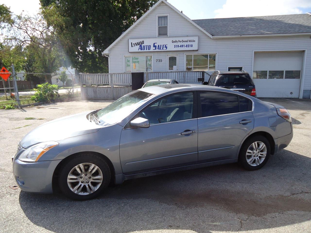 Used 2011 Nissan Altima 4DR SDN I4 CVT 2.5 S for sale in Sarnia, ON