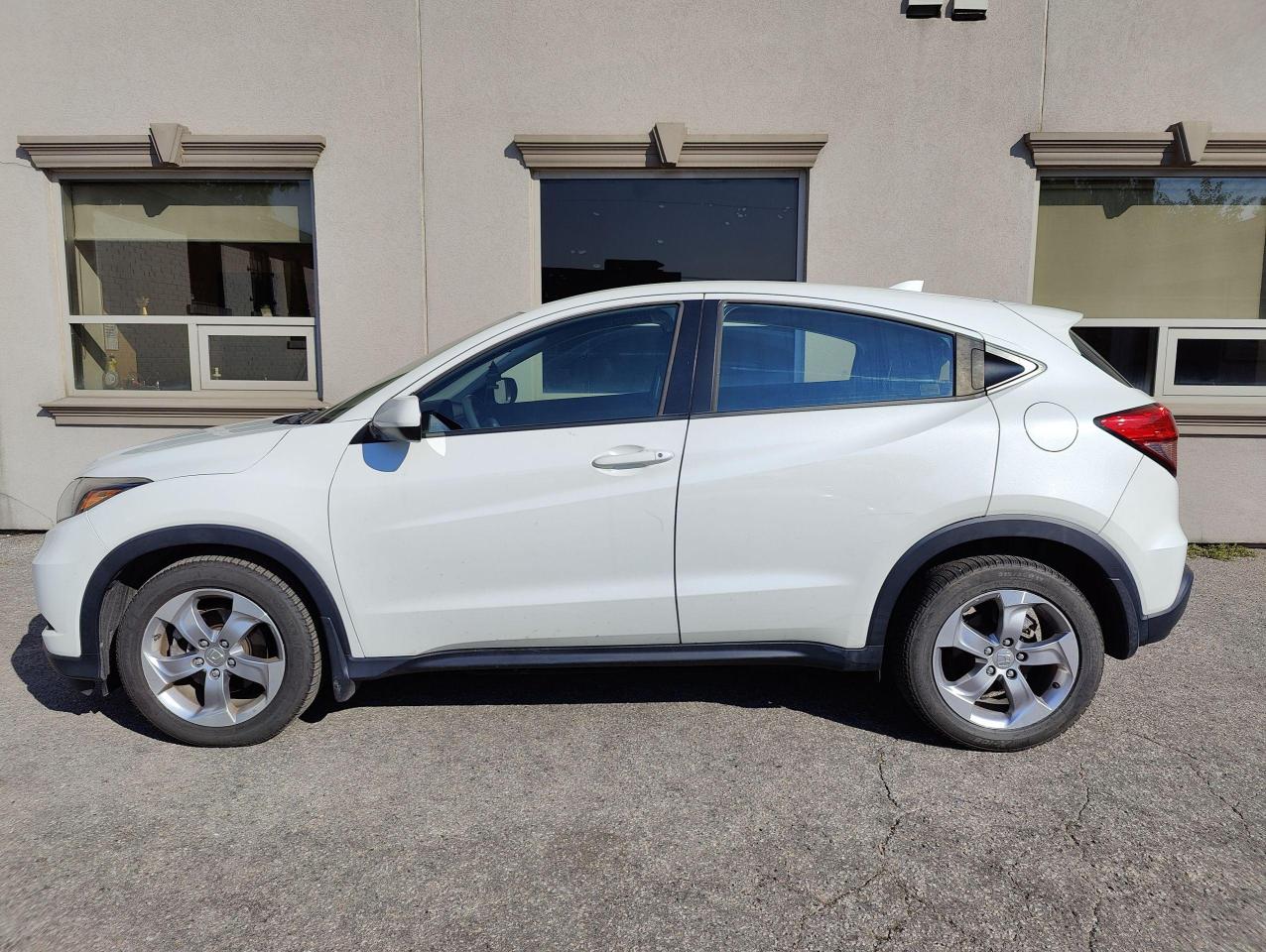 2018 Honda HR-V LX AWD • Low Milage! No Accidents! - Photo #7