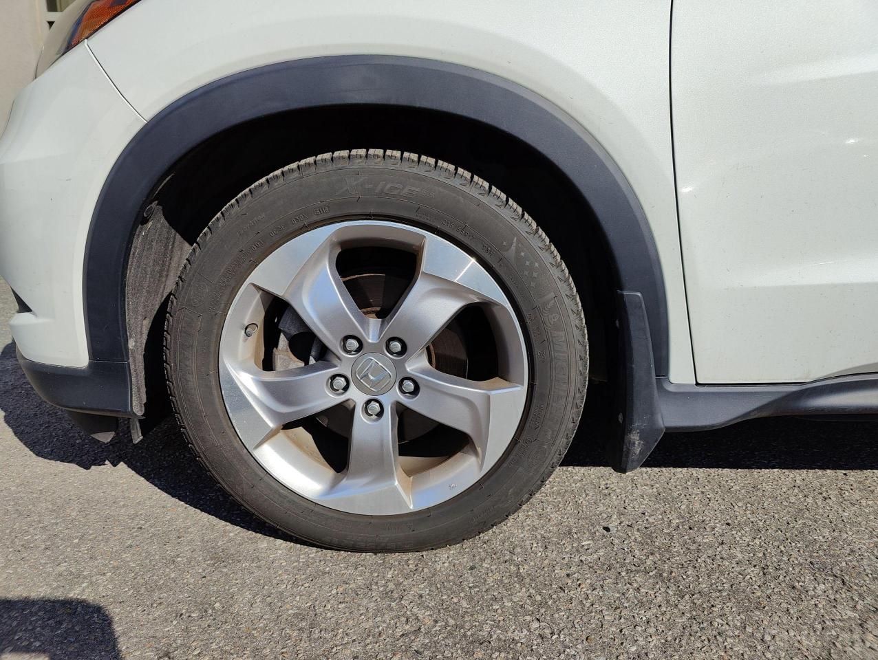 2018 Honda HR-V LX AWD • Low Milage! No Accidents! - Photo #8