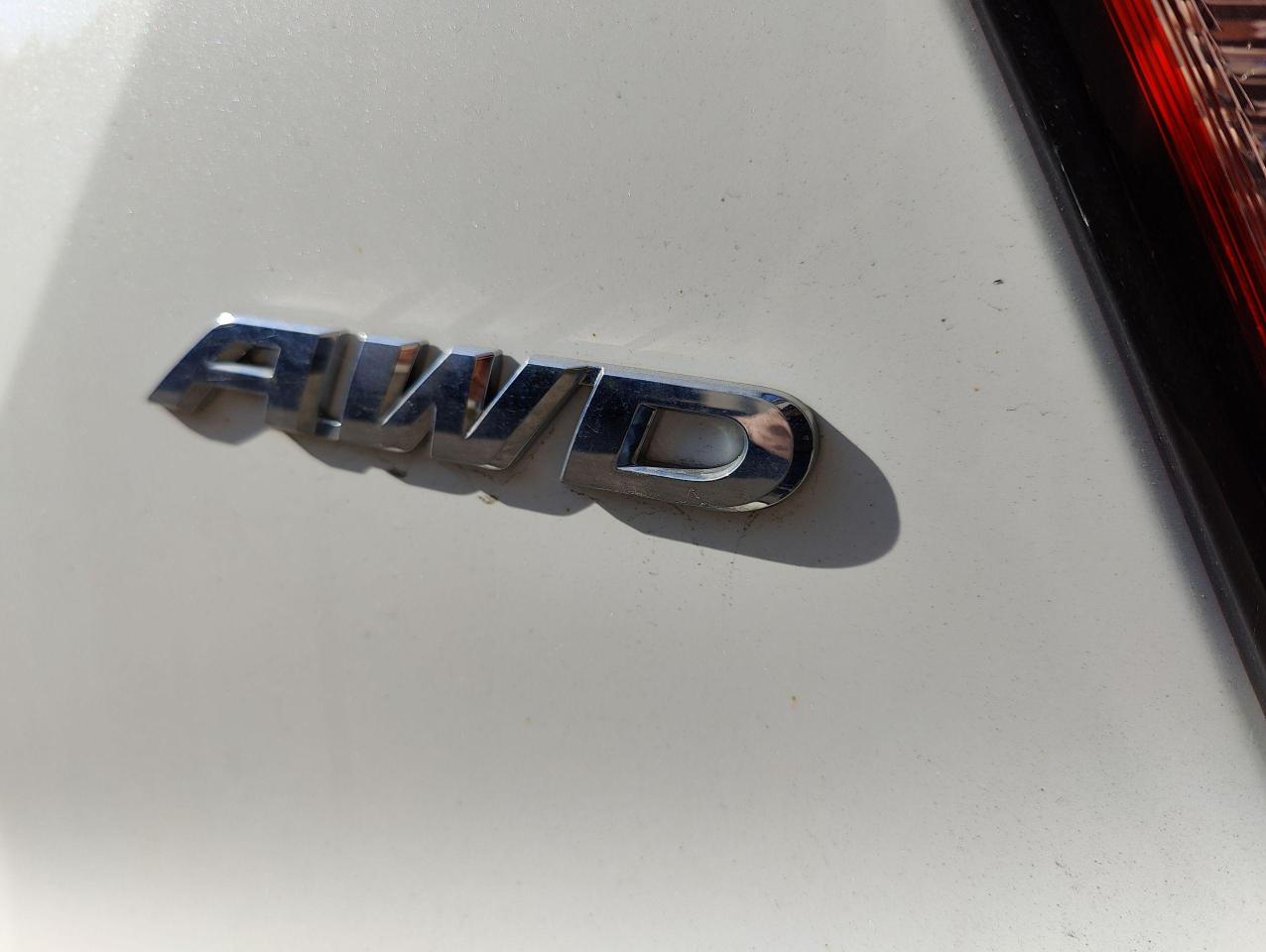 2018 Honda HR-V LX AWD • Low Milage! No Accidents! - Photo #9