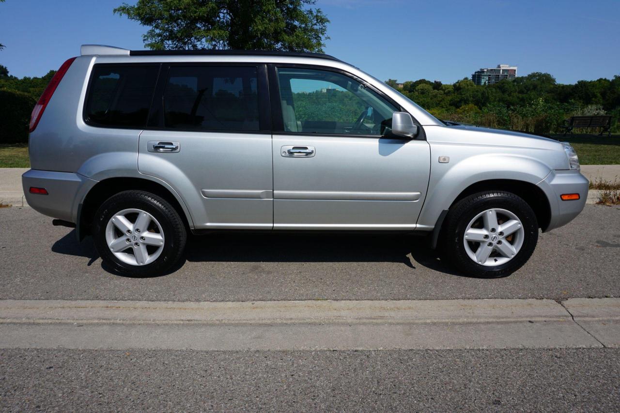 2005 Nissan X-Trail 1 OWNER / NO ACCIDENTS / 4WD LE TRIM / CERTIFIED Photo4