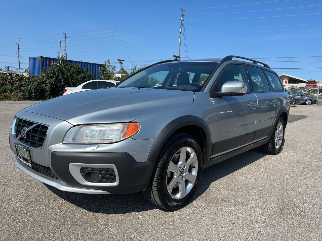 2009 Volvo XC70 3.2L - Photo #1