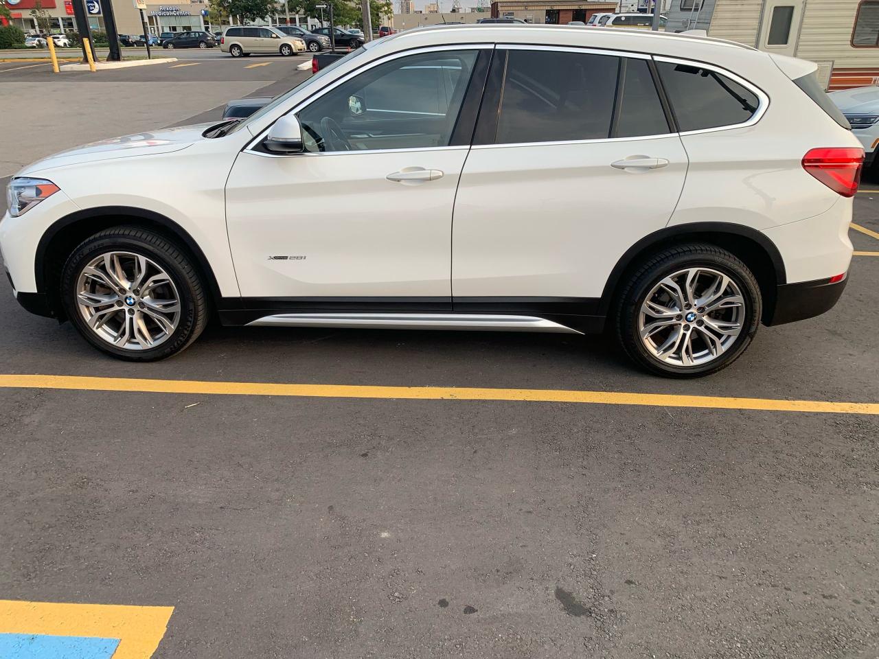 2018 BMW X1  - Photo #1