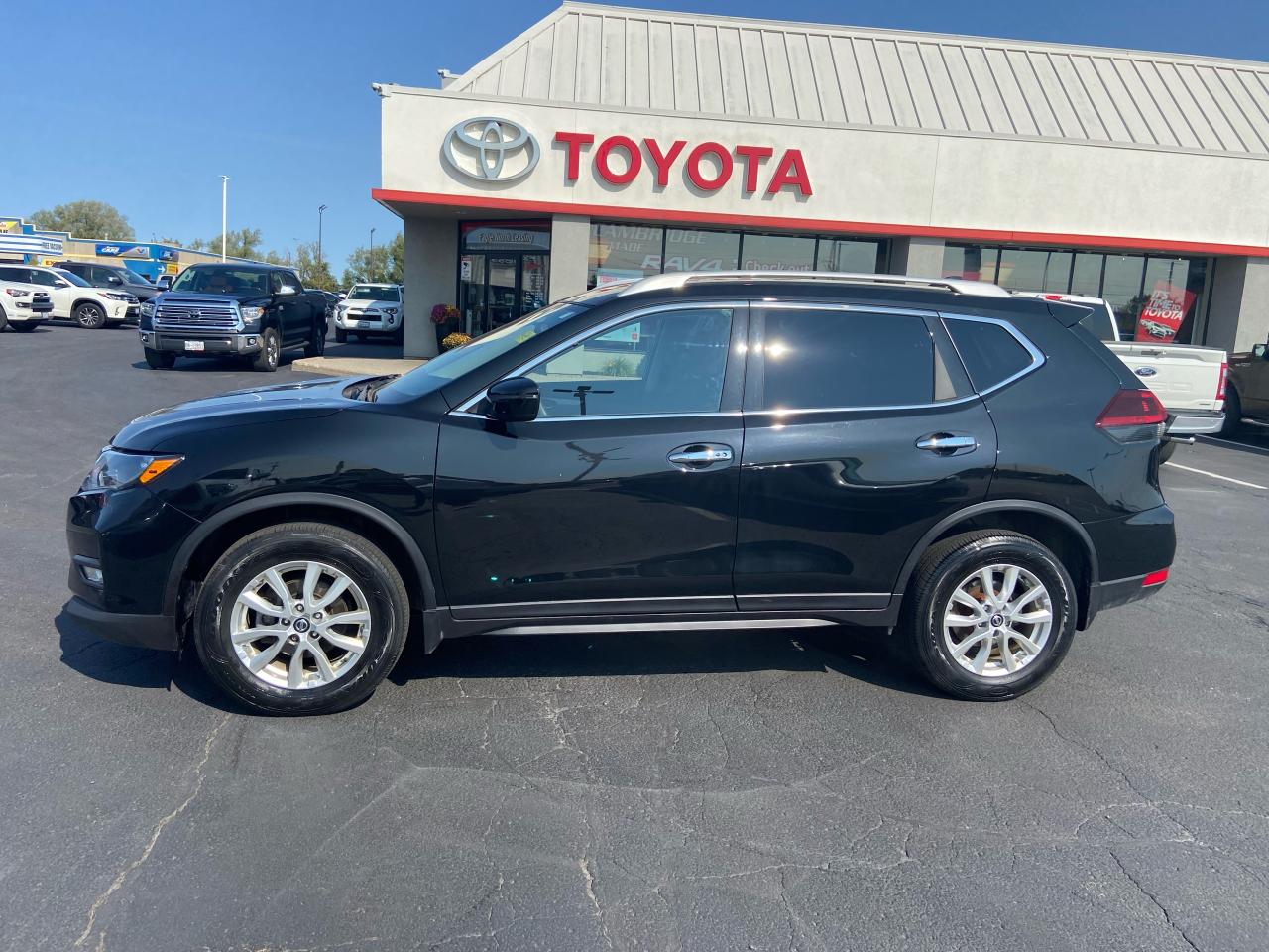 Used 2019 Nissan Rogue SV AWD for sale in Cambridge, ON