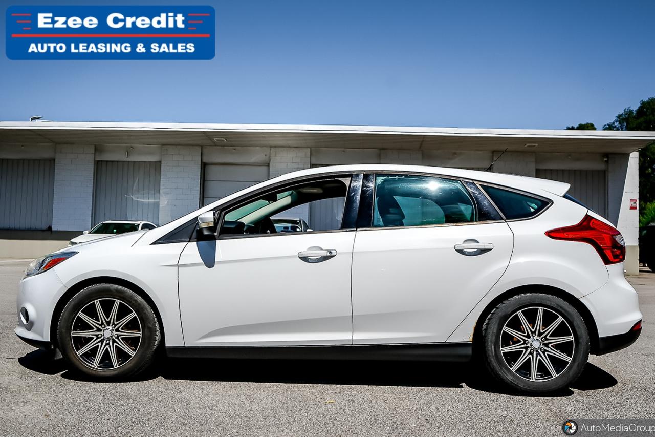 2014 Ford Focus SE Photo11