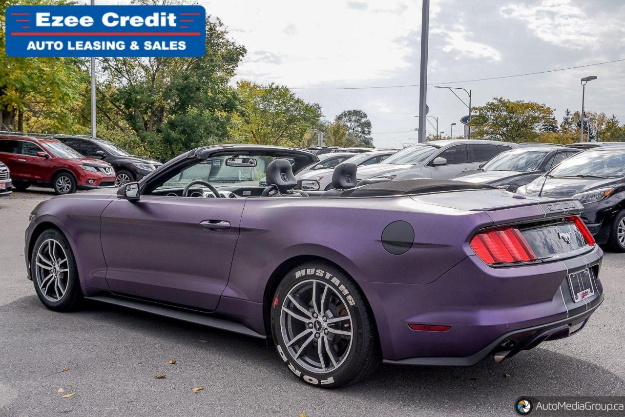 2015 Ford Mustang EcoBoost Premium Photo30