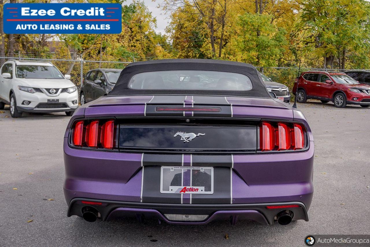2015 Ford Mustang EcoBoost Premium Photo32