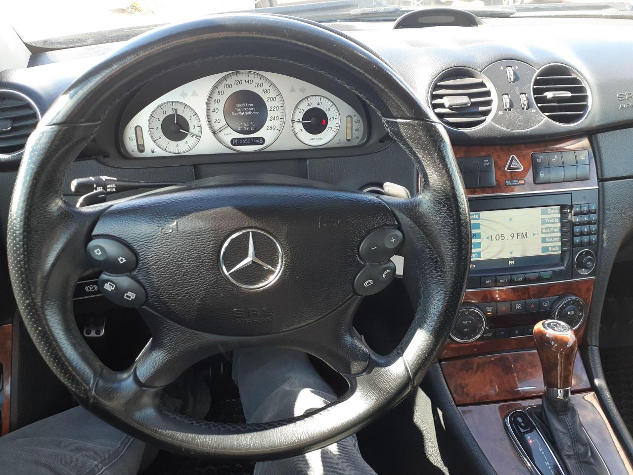 2007 Mercedes-Benz CLK 5.5L Leather Heated Seats Convertible - Photo #17
