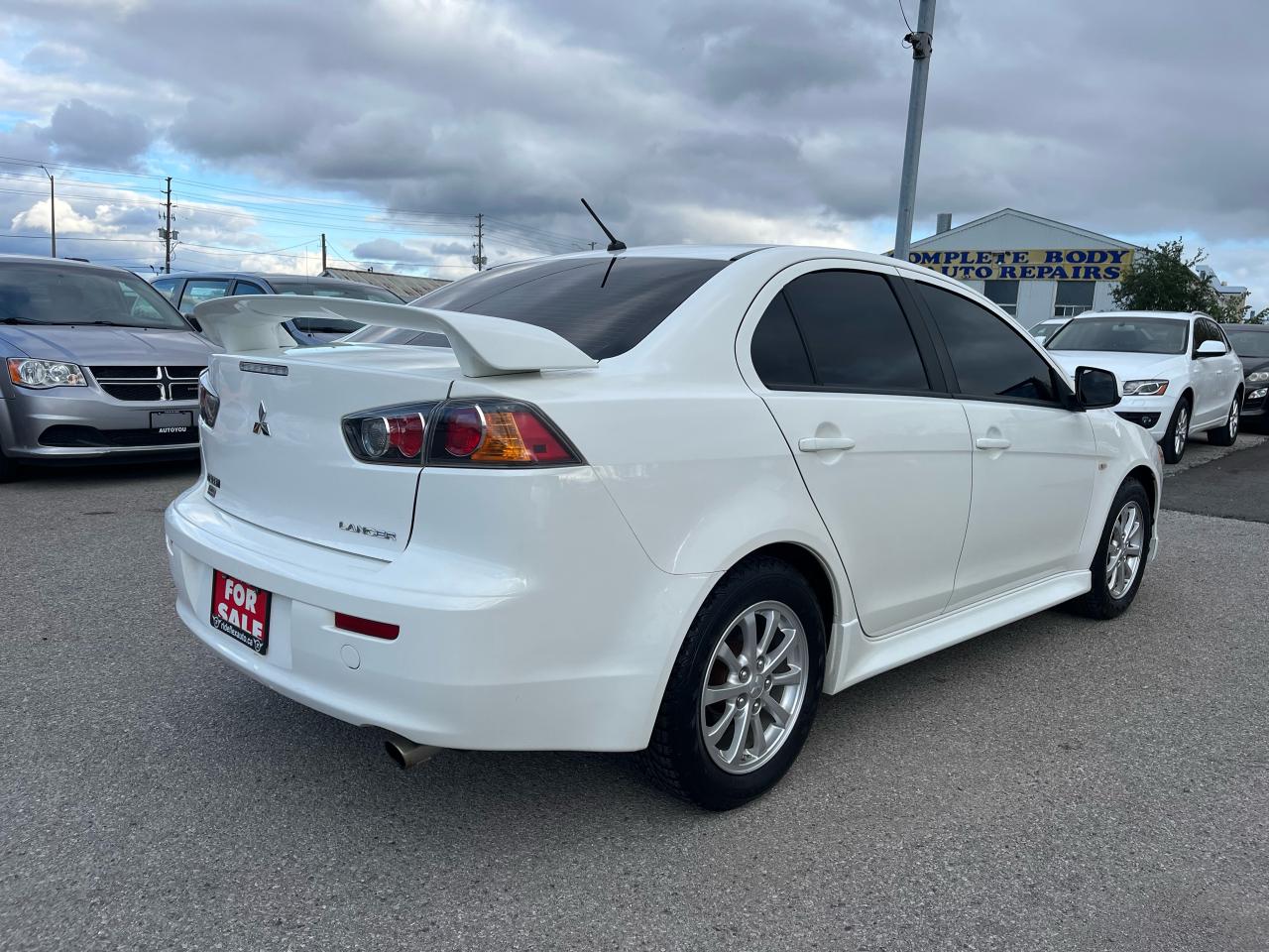 2014 Mitsubishi Lancer SE - Photo #5