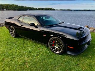 2017 Dodge Challenger SRT 392 With only 37100 km - Photo #1