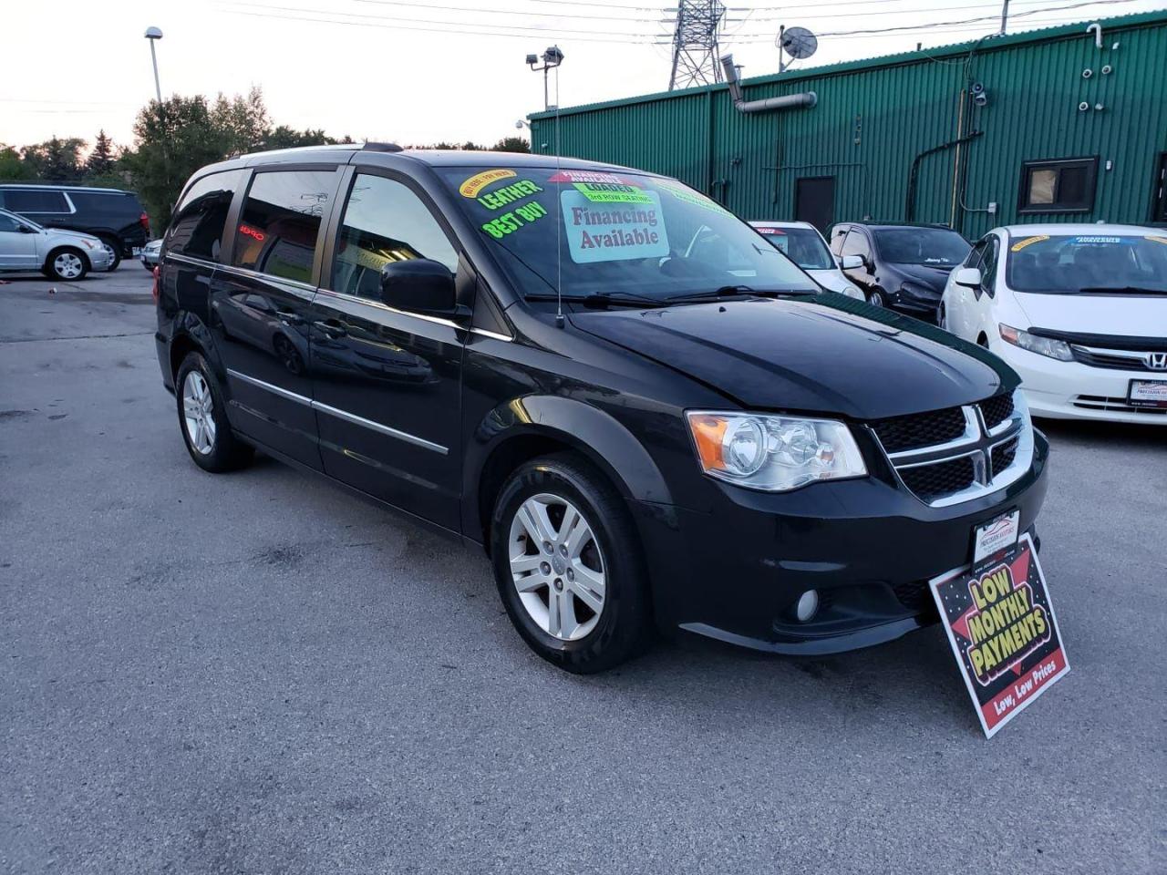 2016 Dodge Grand Caravan CREW **CAM / NAV / LEATHER SEATS** - Photo #1