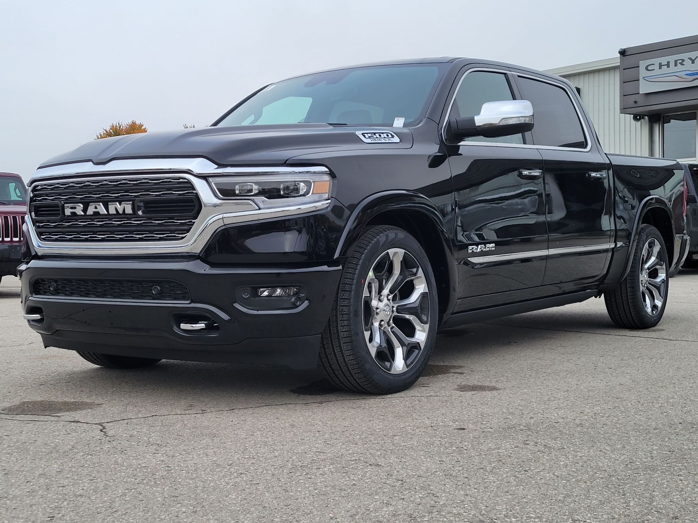 2022 RAM 1500 Limited | Pano Roof | 22" Wheels | 124L Photo1