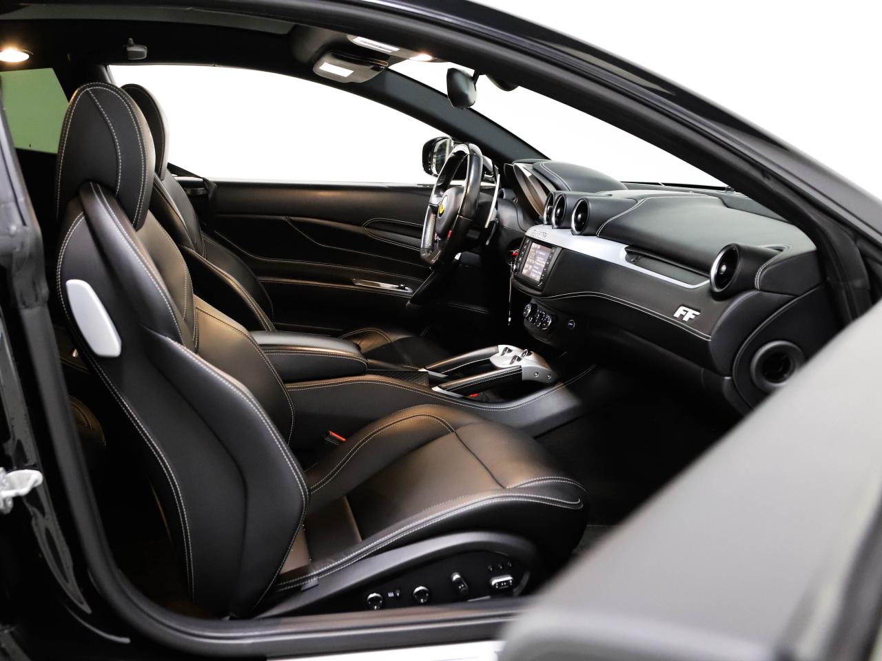 2014 Ferrari FF HB I 20 IN WHEELS I NAV Photo