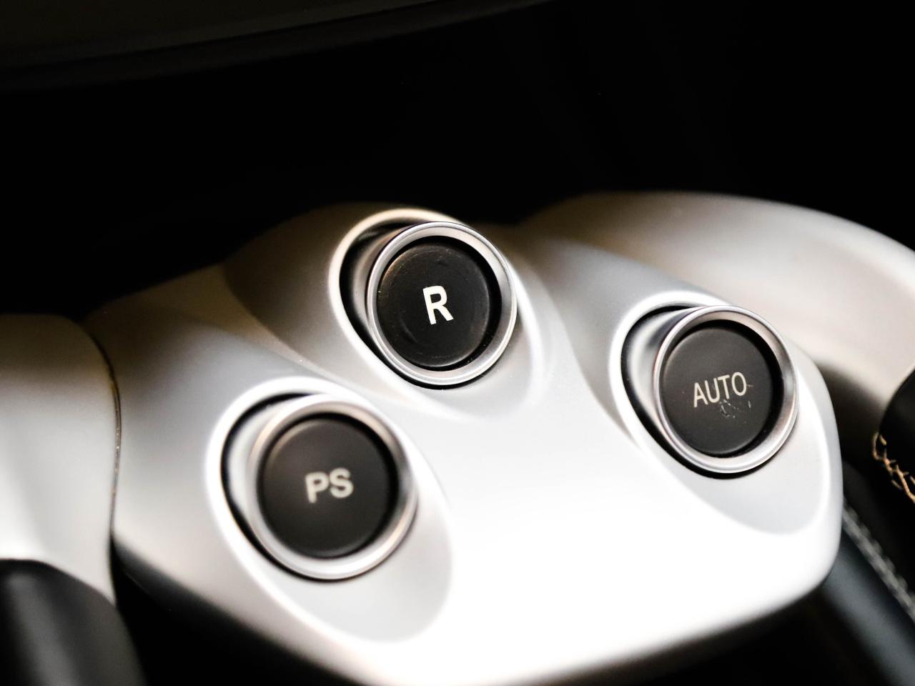 2014 Ferrari FF HB I 20 IN WHEELS I NAV Photo