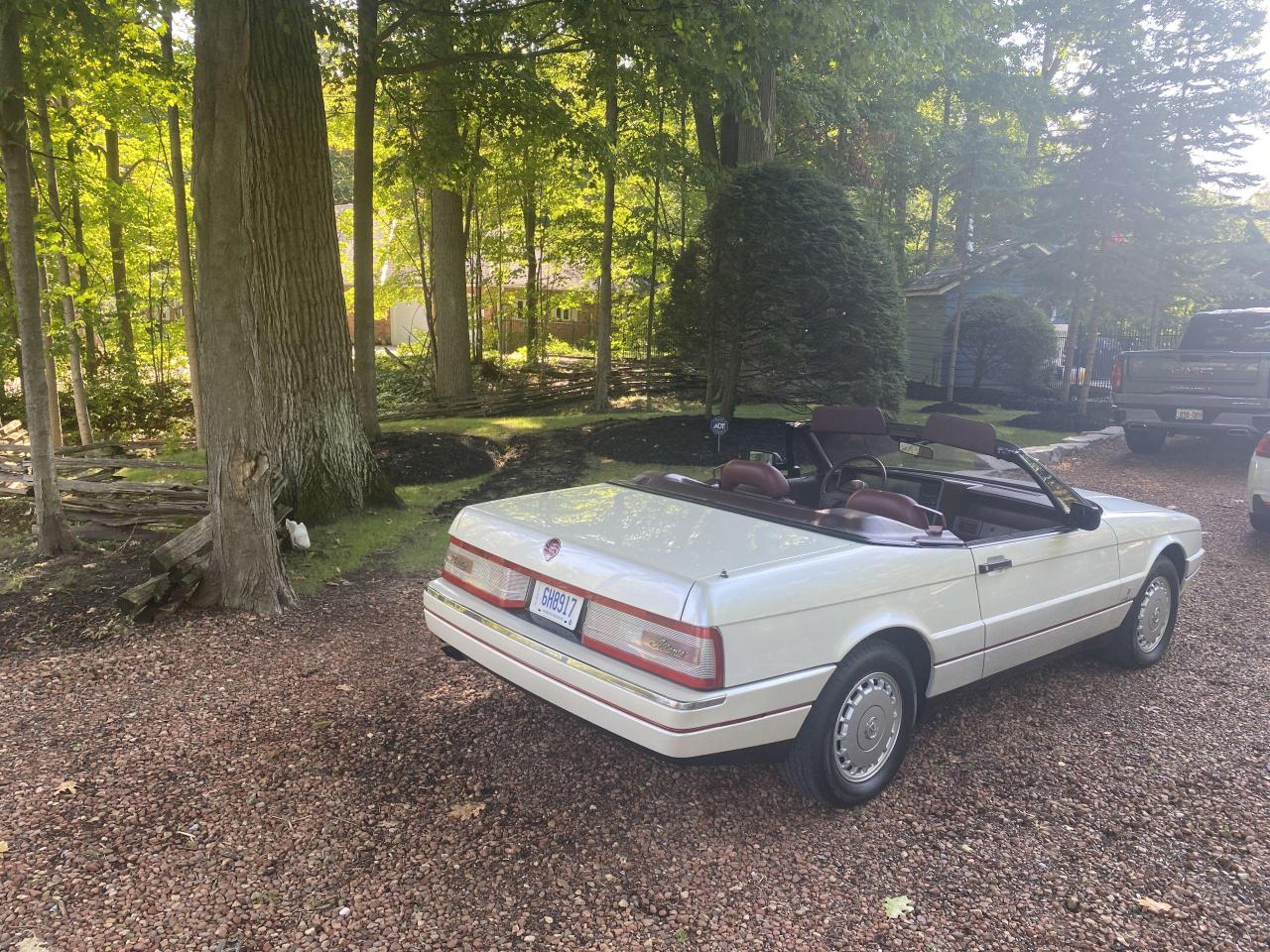 1988 Cadillac Allante CONVERTIBLE     Available In Sutton West Ontario - Photo #35