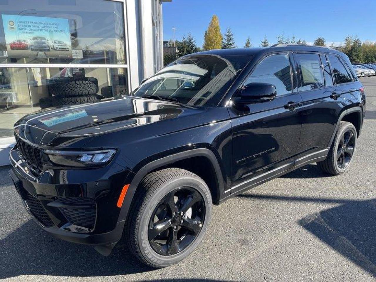 New 2023 Jeep Grand Cherokee Altitude for sale in Nanaimo, BC