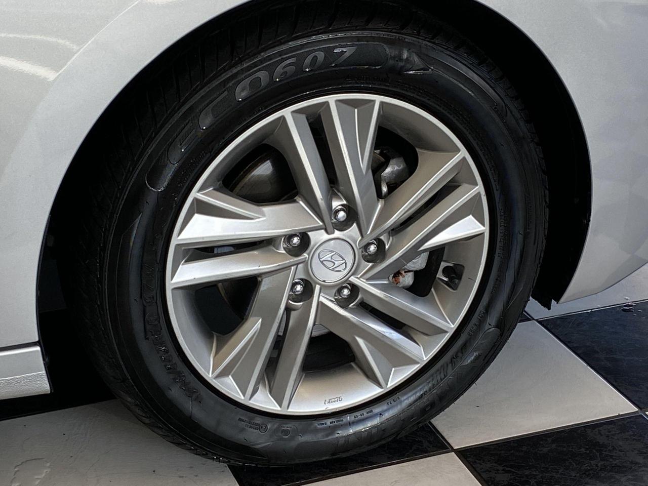 2019 Hyundai Elantra Preferred W/Sun & Safety+New Tires+Tinted+LEDs+A/C - Photo #54