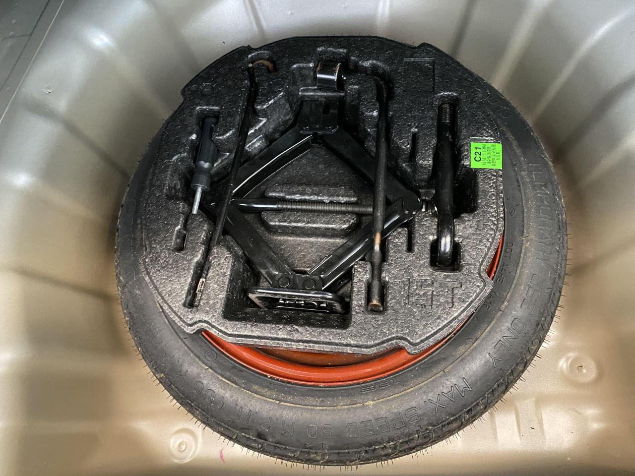 2019 Hyundai Elantra Preferred W/Sun & Safety+New Tires+Tinted+LEDs+A/C - Photo #55