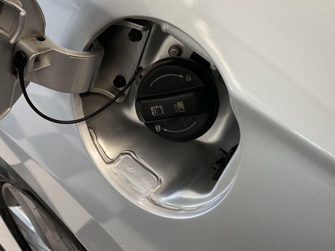 2019 Hyundai Elantra Preferred W/Sun & Safety+New Tires+Tinted+LEDs+A/C - Photo #60