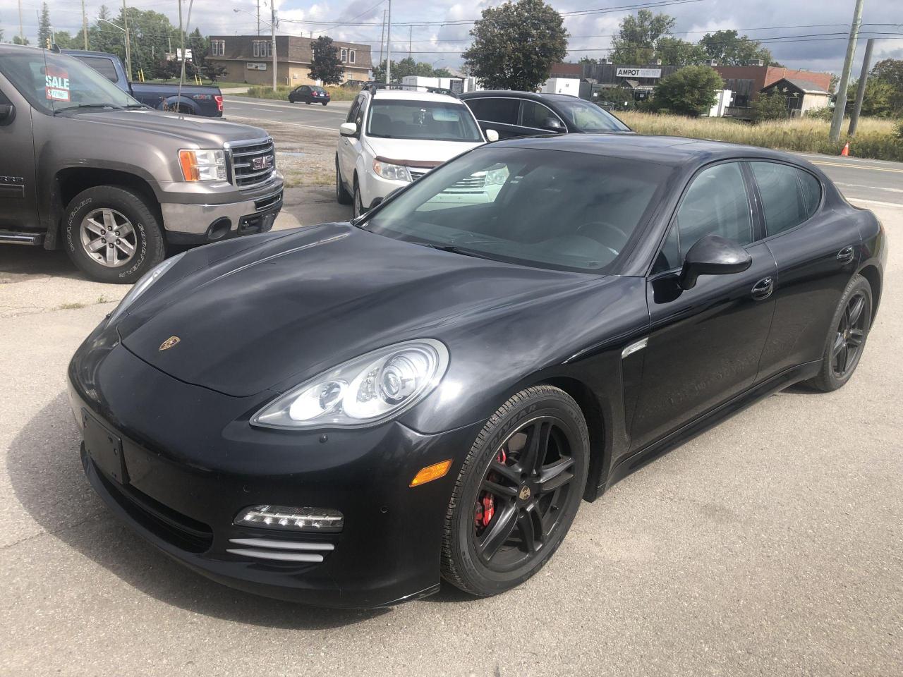 2012 Porsche Panamera 4dr HB