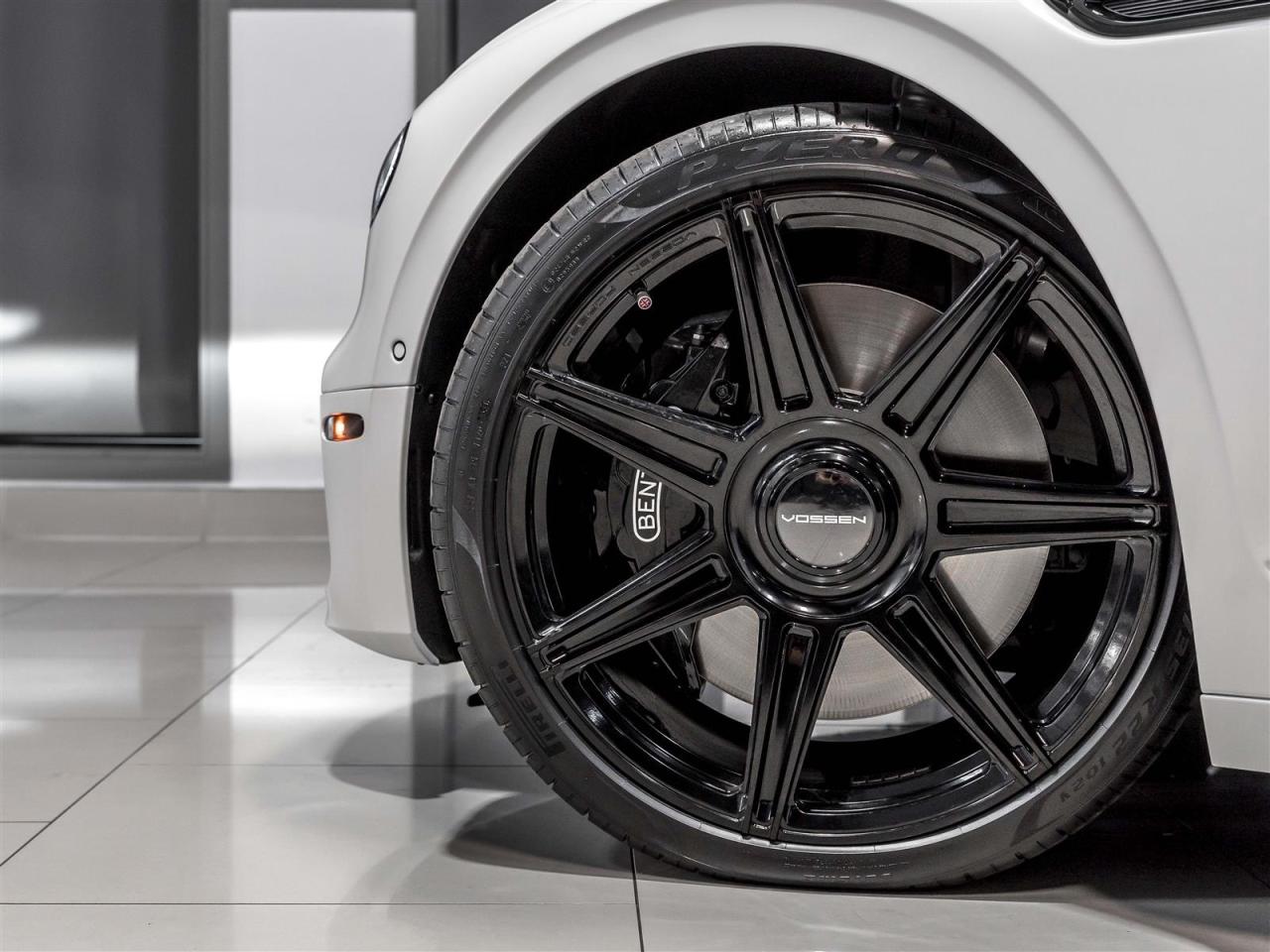 2022 Bentley Continental Flying Spur 1 OF A KIND|VOSSEN FORGED|STARLIGHT HEADLINER|CARBON|NAIM FOR BENTLEY Photo