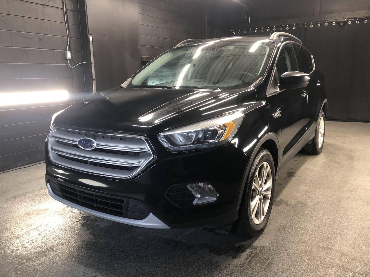 2019 Ford Escape SEL / Leather / Power Hatch - Photo #1