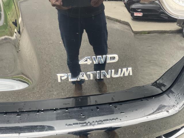 2014 Nissan Pathfinder Platinum 4WD - Photo #5