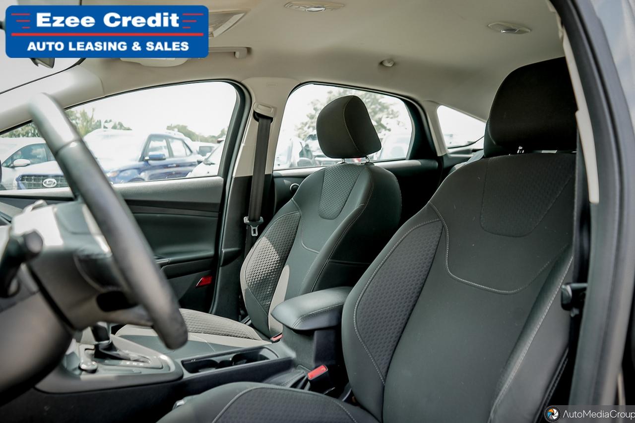 2015 Ford Focus SE Photo