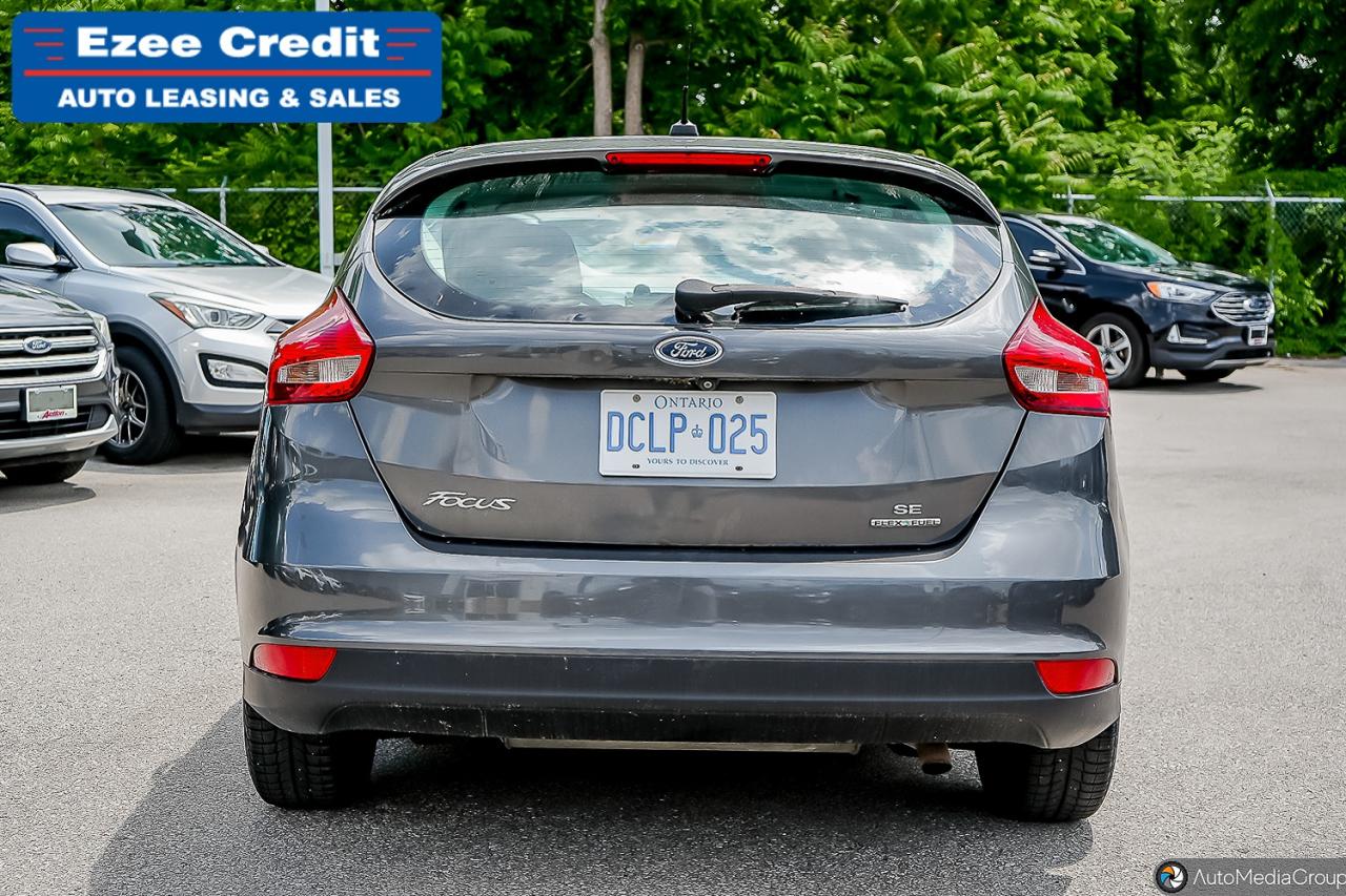 2015 Ford Focus SE Photo31