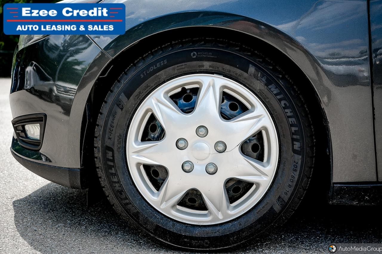 2015 Ford Focus SE Photo37
