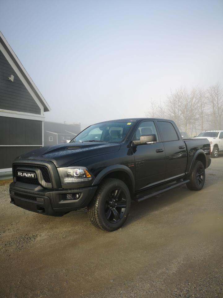 2022 RAM 1500 Classic WARLOCK 4X4 CREW CAB 5'7" BOX Photo13